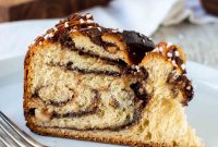 Irresistible Nutella-Stuffed Bread Recipe for Breakfast or Dessert