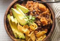 Sweet Potato and Black Bean Chili Recipe for Cozy Weeknights
