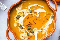 Velvety Pumpkin Soup with Warm Spices and Garlic Croutons