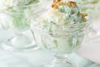 Crunchy Pistachio Salad with Citrus Vinaigrette