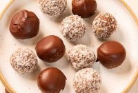 Peanut Butter and Date Energy Bites: High-Protein Snack Recipe