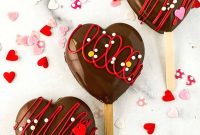 Heart-Shaped Cakesicles: Step-by-Step Recipe & Decorating Tips