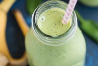 Pineapple Spinach Smoothie Recipe for Energy and Glow