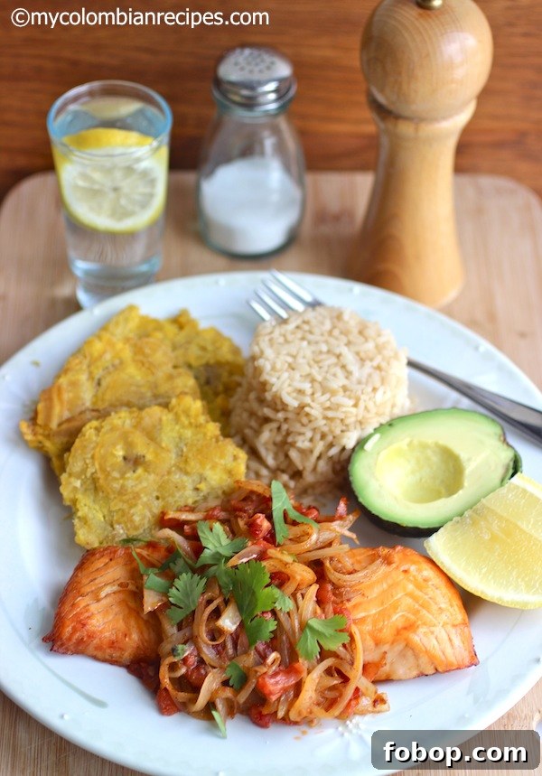 Creole-Style Fish in Tomato-Pepper Sauce: Authentic Recipe 2 Pescado a la Criolla (Fish with Creole Sauce)