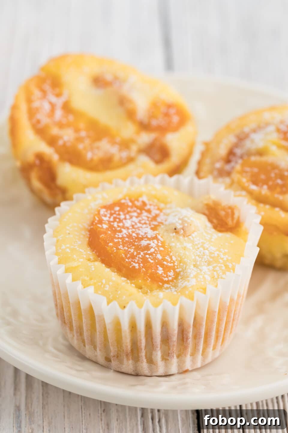 Cheesecake Muffins: Tangerine, Crumble & Chocolate Variations 2 tangerine cheesecake crumble muffin recipe