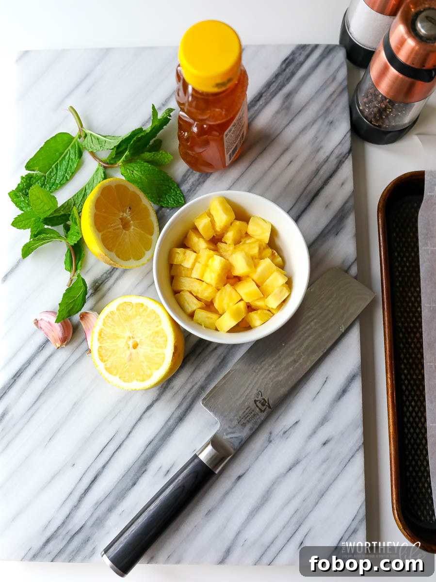 Honey-Glazed Pineapple Salmon with Garlic and Soy Sauce 4 easy salmon recipe