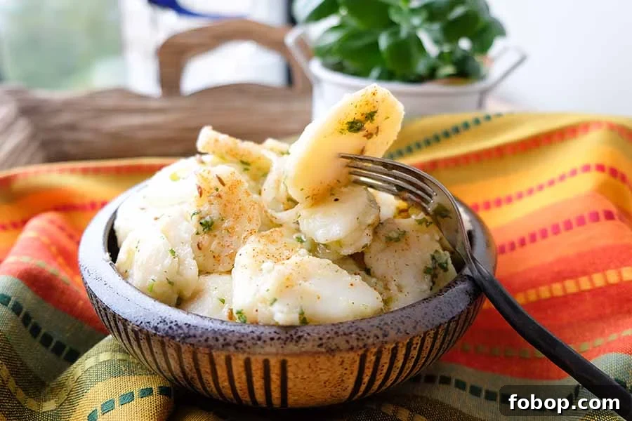 VEGAN GERMAN POTATO SALAD IN A BOWL