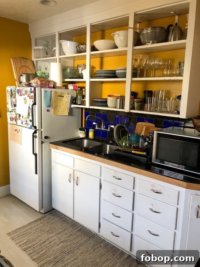 Completely Delicious Kitchen - Before