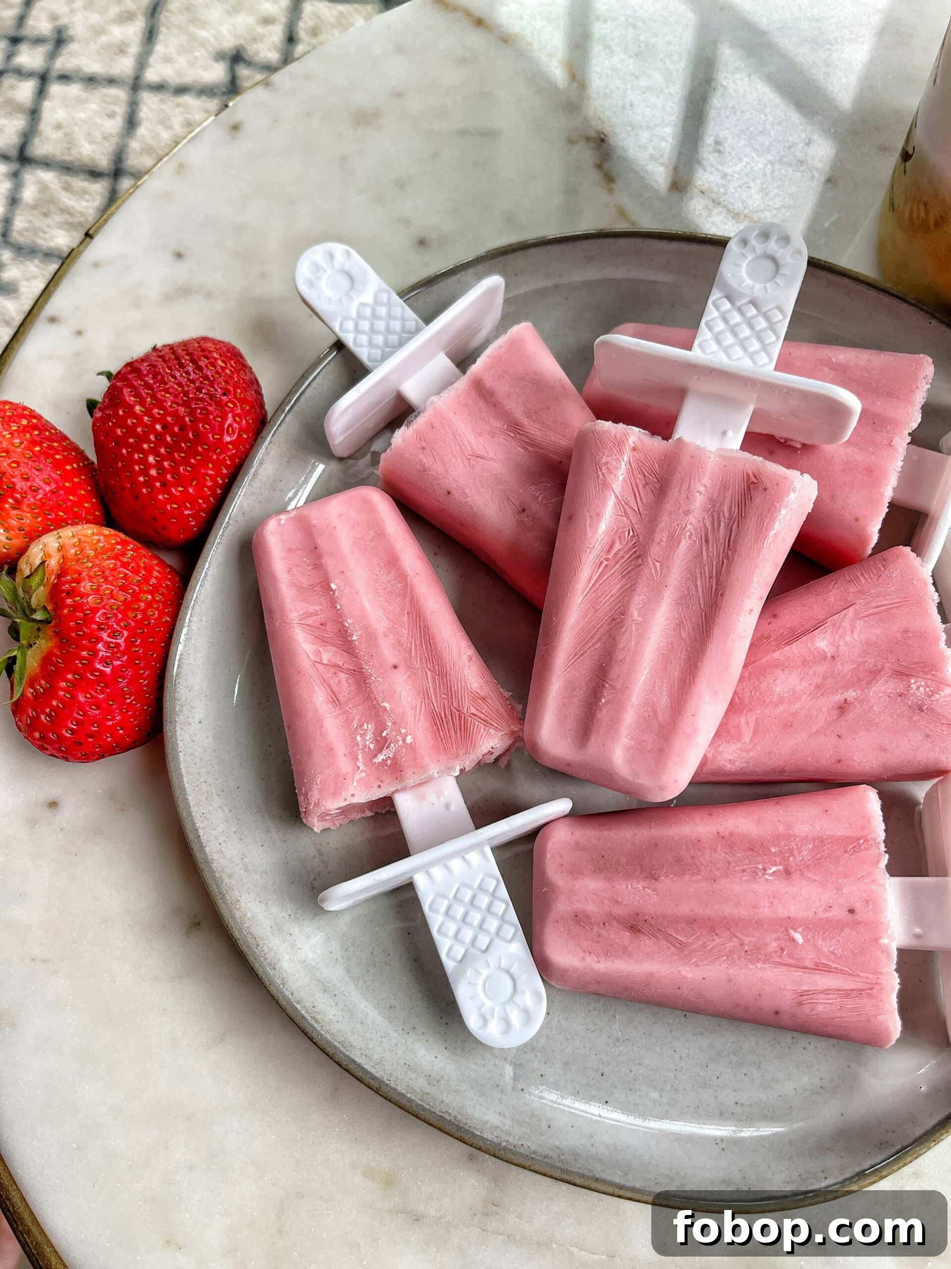 Strawberry frozen yogurt pops