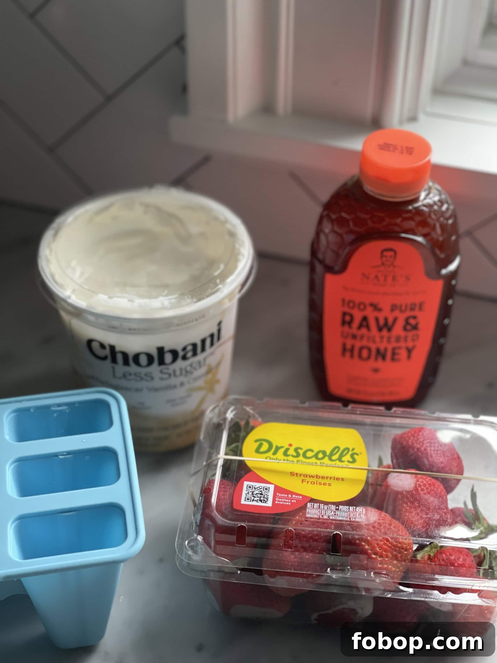 Fresh strawberries and yogurt