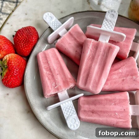 Strawberry Frozen Yogurt Ice Pops