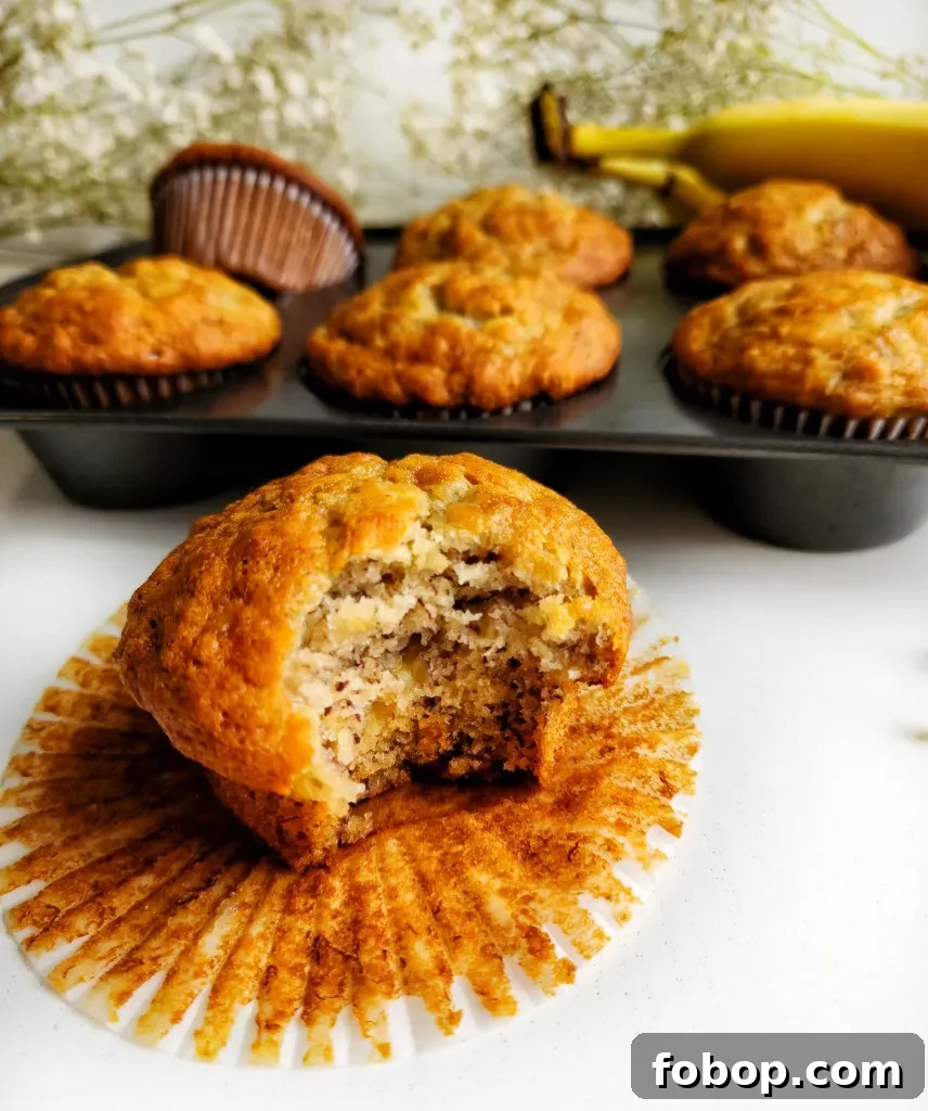 Bakery-Style Banana Muffins Recipe for Moist, Fluffy Bites 8 bakery style banana muffins