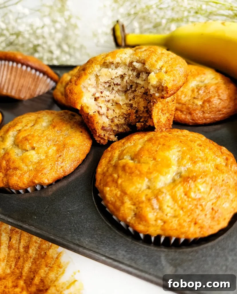 Bakery-Style Banana Muffins Recipe for Moist, Fluffy Bites 3 bakery style banana muffins