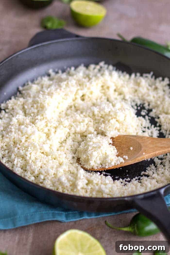 This show the correct texture for making good cauliflower rice.