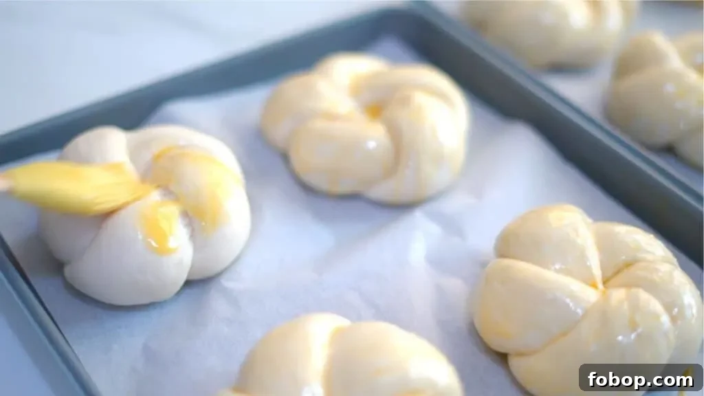egg wash for kaiser rolls
