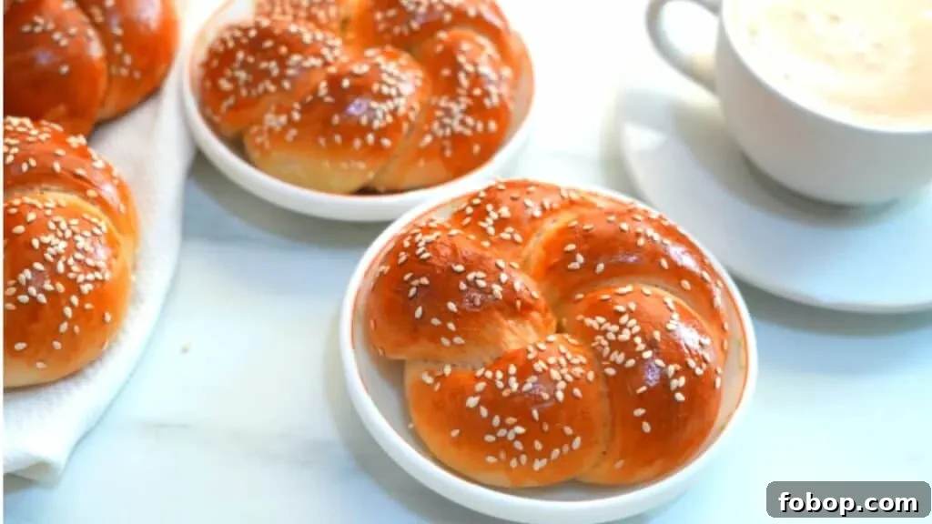 kaiser rolls