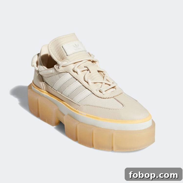 Beyoncé’s IVY PARK x adidas Summer/Fall 2021 Collection: Highlights 22 IVY PARK x adidas Summer/Fall 2021 Collection